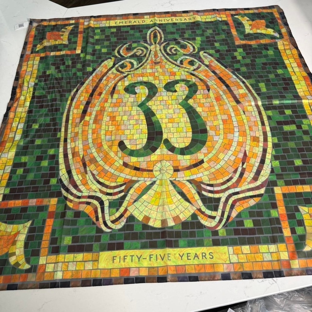 Disney Parks Club 33 55th Anniversary Emerald Anniversary Scarf Green Mosaic